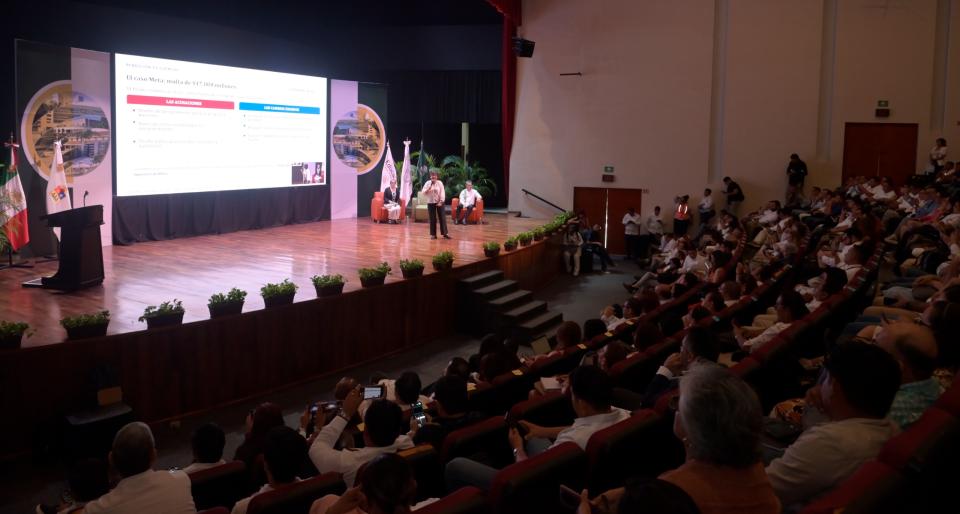 UQRoo albergó foro regional sobre el impacto de los dispositivos digitales en las juventudes - galería 15