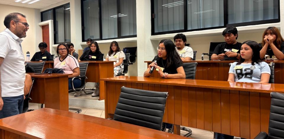Fortalecen sentido de pertenencia universitaria con jornada de reflexión y convivencia - galería 2