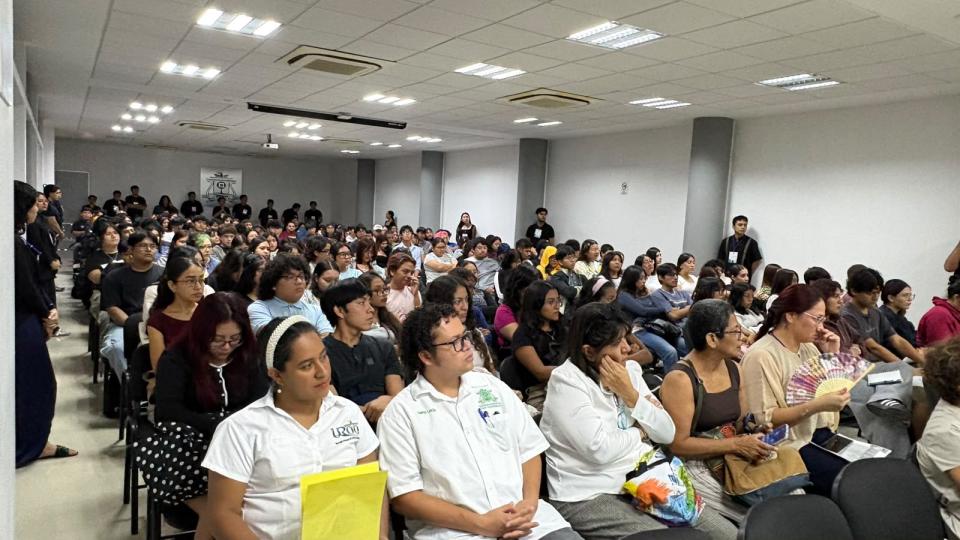 Especialistas nacionales e internacionales analizan impacto de la IA en la educación y la enseñanza de las lenguas - galería 3