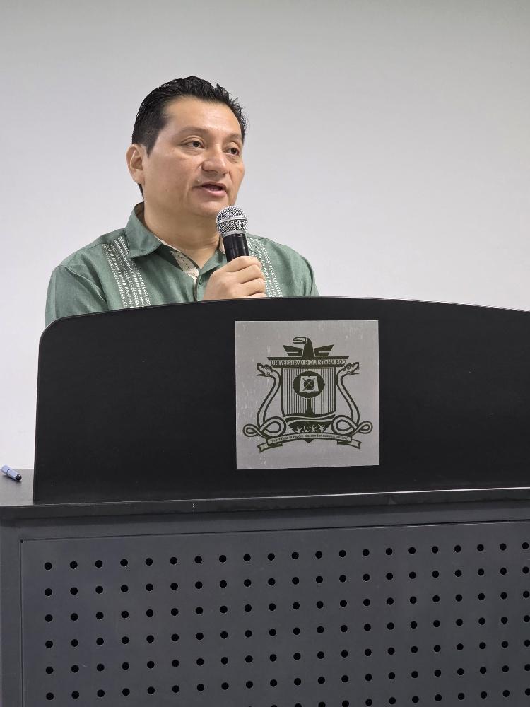 Fortalecen vínculos con profesionales y académicos en el XIV Coloquio de Ciencias Farmacéuticas - galería 3