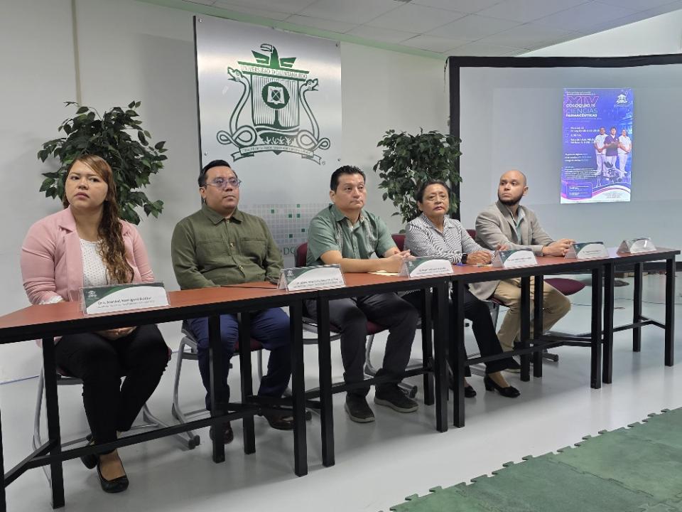 Fortalecen vínculos con profesionales y académicos en el XIV Coloquio de Ciencias Farmacéuticas - galería 4