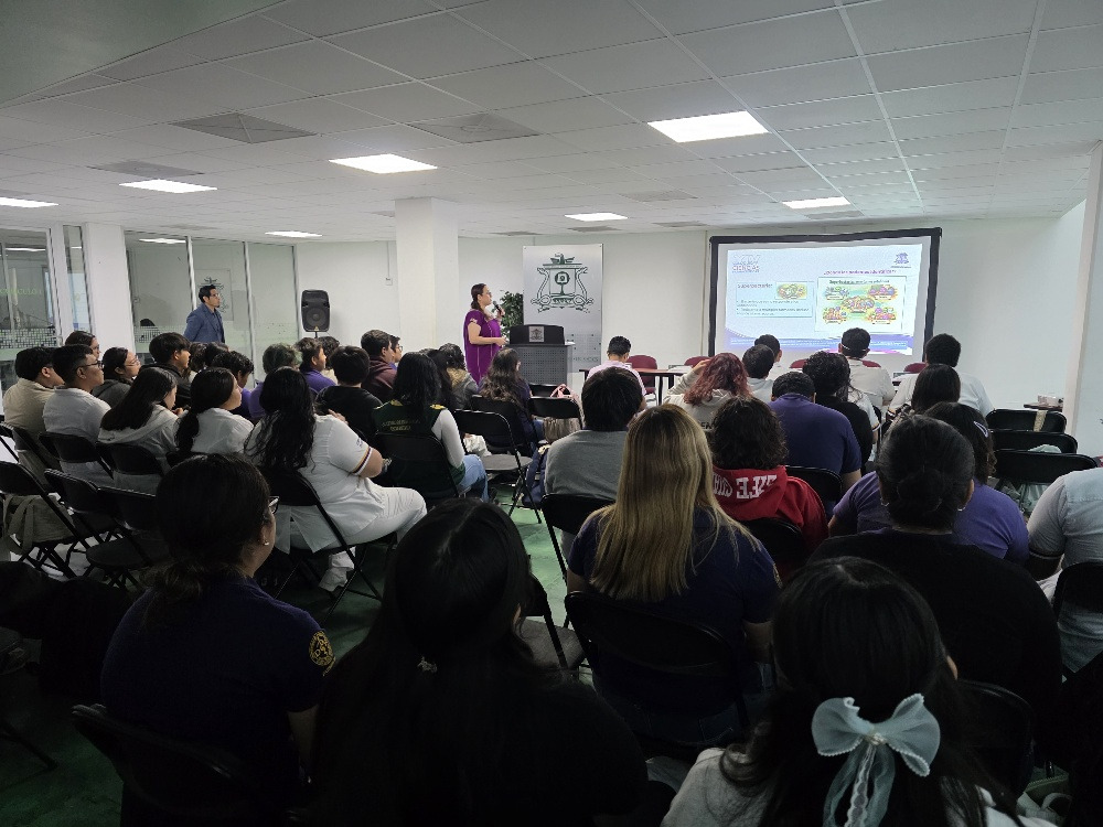 Fortalecen vínculos con profesionales y académicos en el XIV Coloquio de Ciencias Farmacéuticas - Entre diversas instituciones educativas