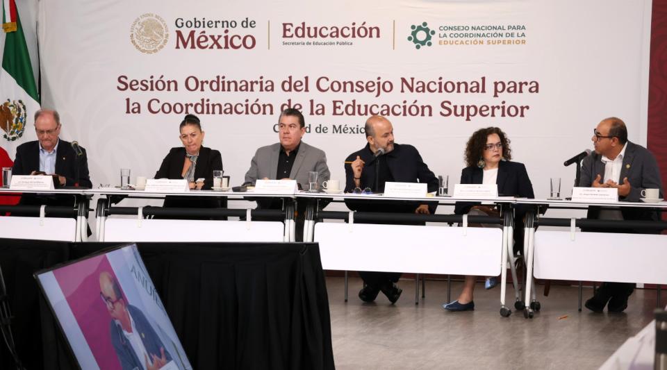 UQRoo propone vincular prioridades de la Educación Superior con discusión del PEF 2027 - galería 1