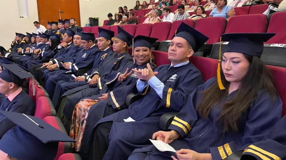 UQRoo celebró la graduación de 489 egresadas y egresados de sus campus en Chetumal - galería 18