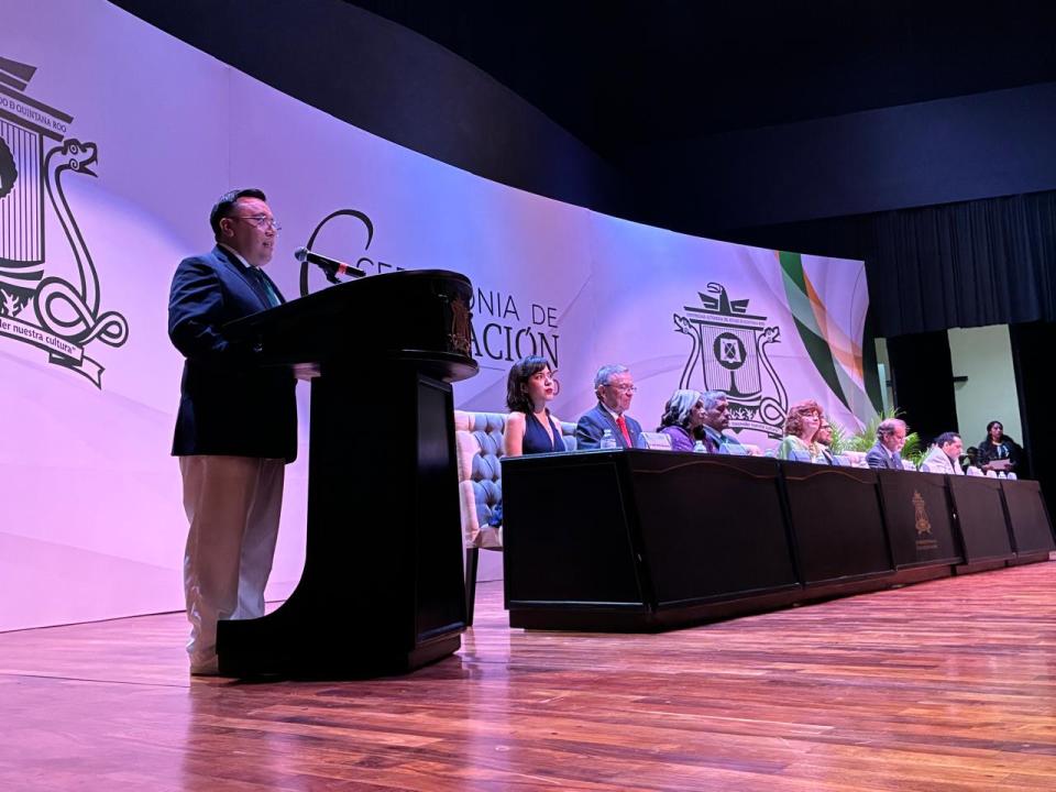 UQRoo celebró la graduación de 489 egresadas y egresados de sus campus en Chetumal - galería 36