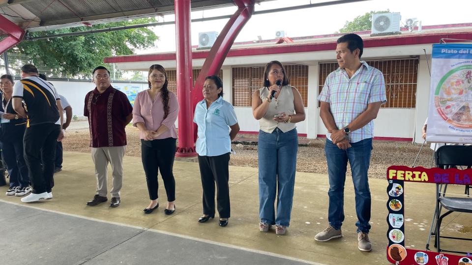 Impulsa la salud infantil con feria educativa en escuela primaria de Chetumal - galería 1