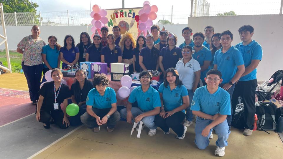 Impulsa la salud infantil con feria educativa en escuela primaria de Chetumal - galería 8