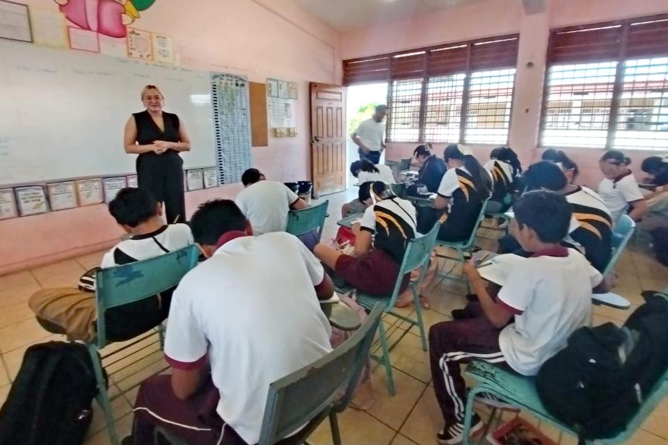 Impulsa la salud infantil con feria educativa en escuela primaria de Chetumal - galería 17