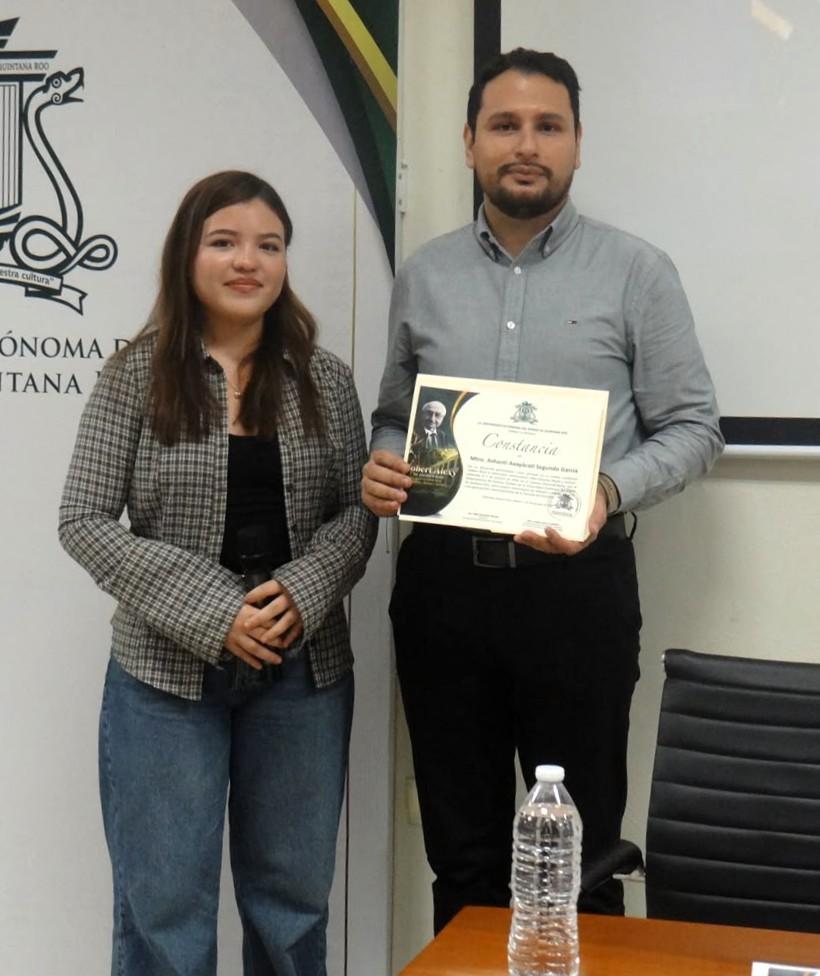 UQRoo rinde homenaje a Robert Alexy con un conversatorio sobre Derecho, razón y justicia - galería 8