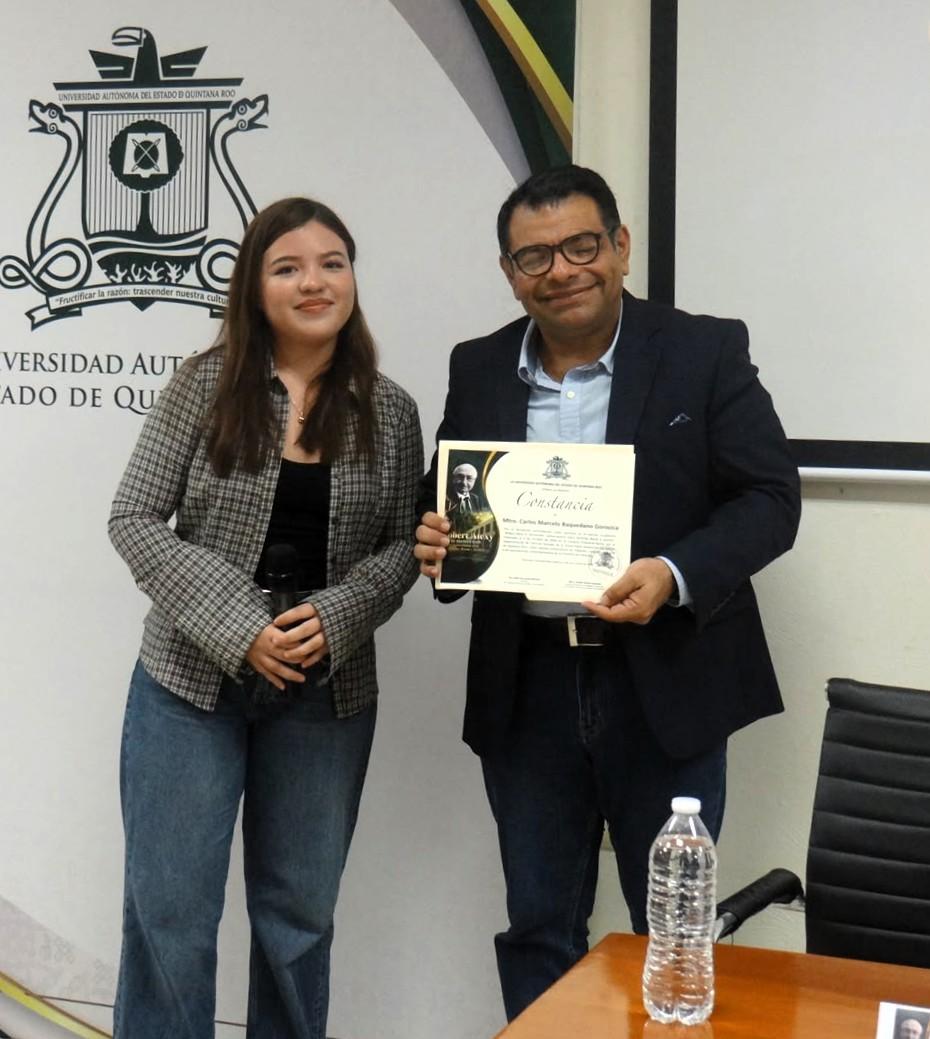 UQRoo rinde homenaje a Robert Alexy con un conversatorio sobre Derecho, razón y justicia - galería 9