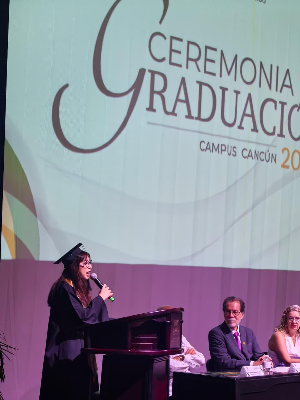 UQRoo celebra la graduación de 268 egresadas y egresados en Campus Cancún - galería 2