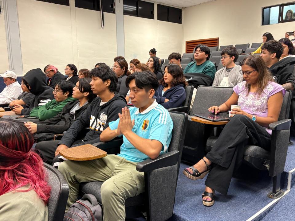 Promueve emprendimiento, investigación y liderazgo femenino en seminario académico - galería 7