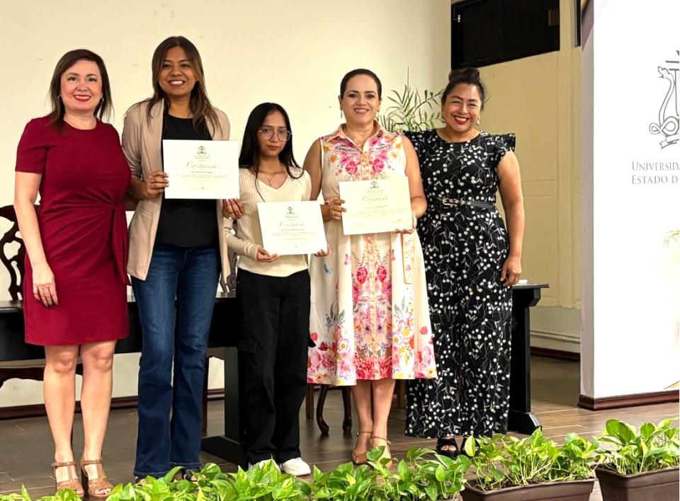 Promueve emprendimiento, investigación y liderazgo femenino en seminario académico - galería 15