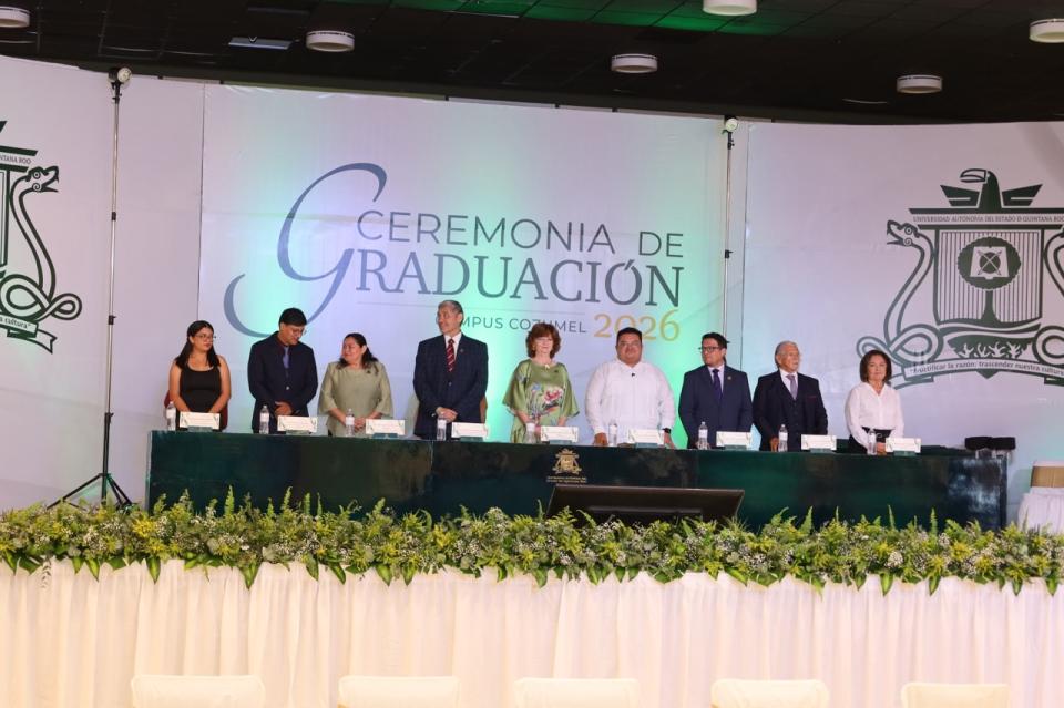 Realizan 24ª Ceremonia de Graduación del Campus Cozumel - galería 1