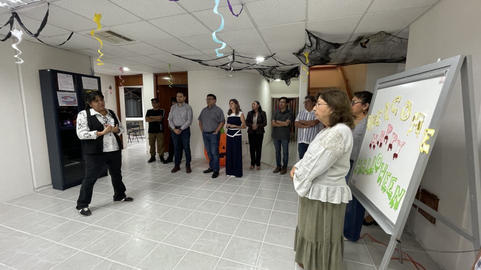 Reabre UQRoo las instalaciones renovadas del Centro de Enseñanza de Idiomas y Autoacceso - galería 2
