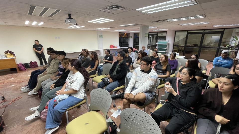 Amplia explicación sobre las funciones de la Cancillería en el Campus Chetumal Bahía - galería 3