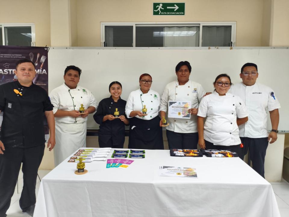 Realizan la primera Copa Culinaria en UQRoo Cozumel - galería 1