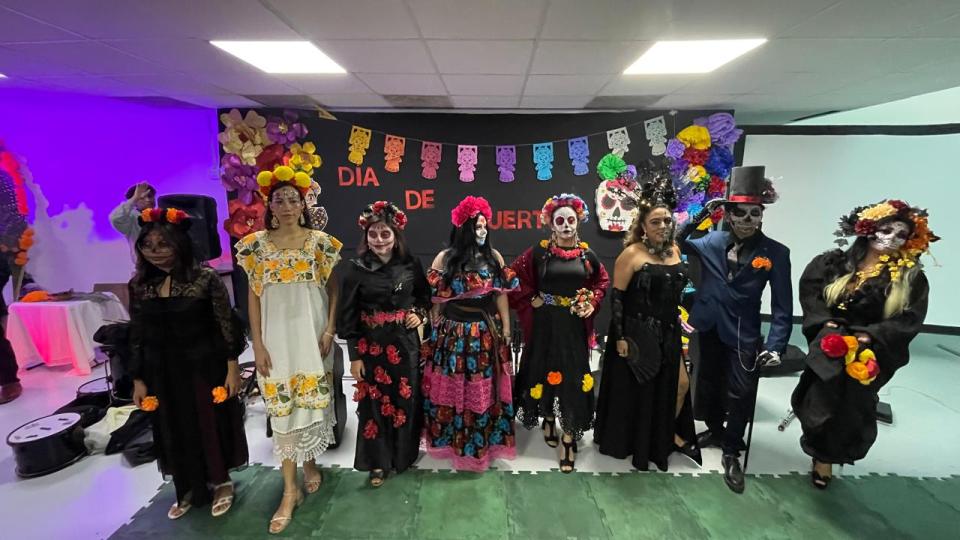 Celebran Día de Muertos 2026 con una jornada de tradición, cultura y talento universitario - galería 9