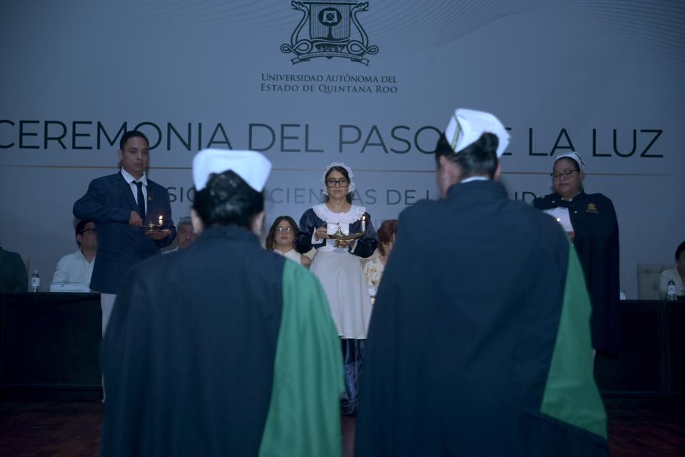 UQRoo reafirma compromiso con la formación humana de profesionales de enfermería - galería 12