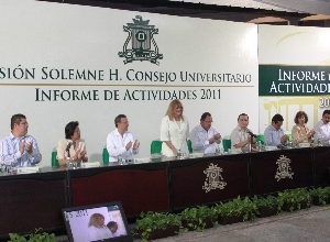Informe de actividades de la Rectora de la Universidad de Quintana Roo