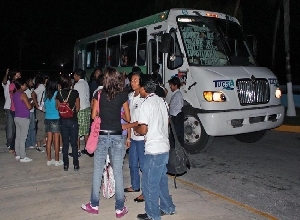 En marcha, ruta de transporte público en beneficio de alumnos del campus Riviera Maya